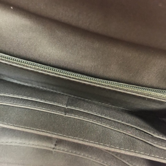 Olive green small purse - Picture 6 of 6